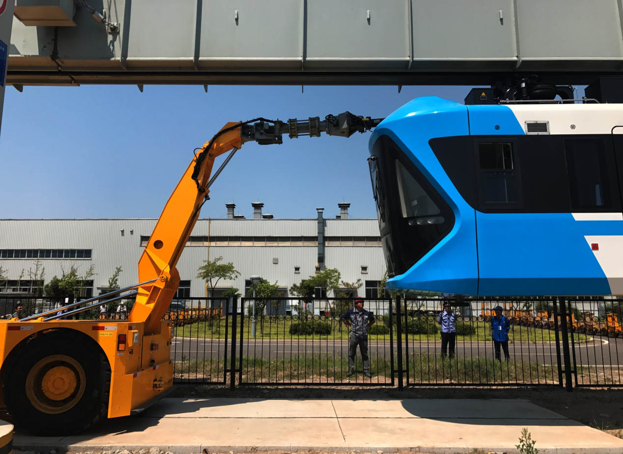 成都米兰网中国空轨列车专用调拉车-1.jpg