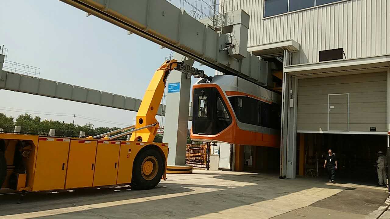 成都米兰网中国空轨列车专用调拉车-3.jpg